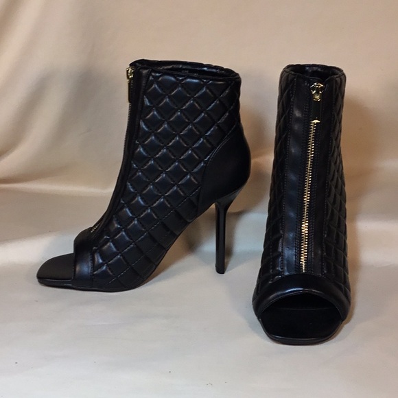 Shoe Dazzle Booties - Picture 3 of 5